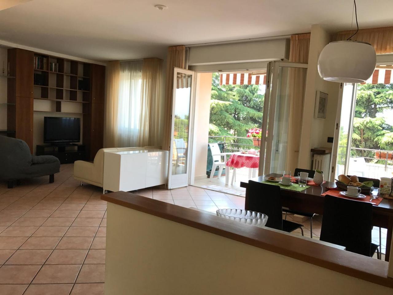 Suite Francy Panorama Bardolino Exterior foto